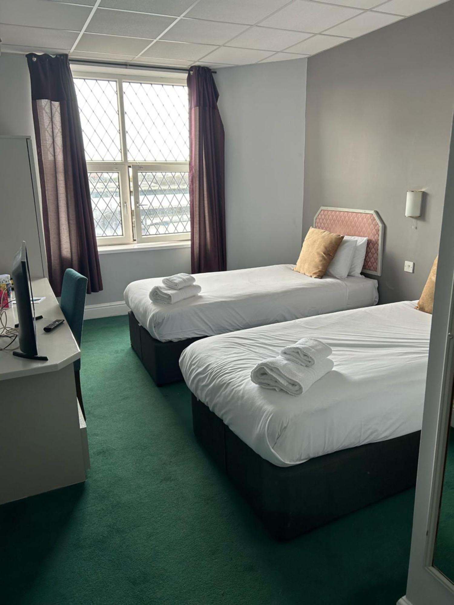 The Grand Hotel Port Talbot Dış mekan fotoğraf